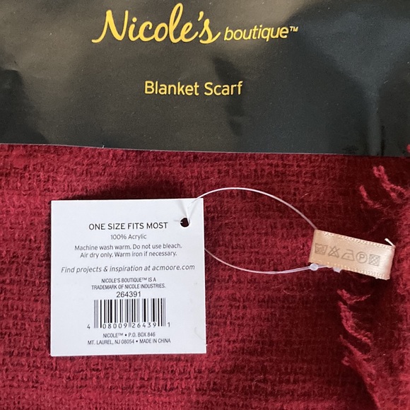 Blanket Scarf - Picture 3 of 3